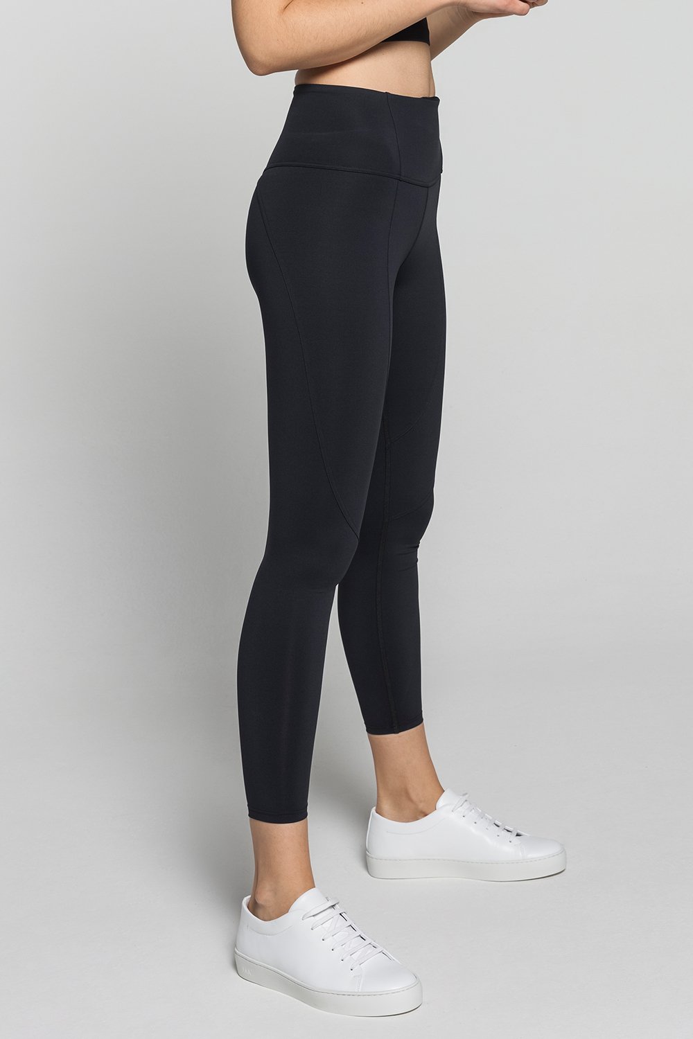 Swirl Crop Leggings - #color_black